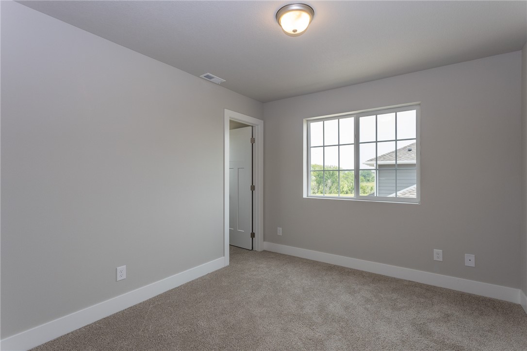 2933 Prairieside Place