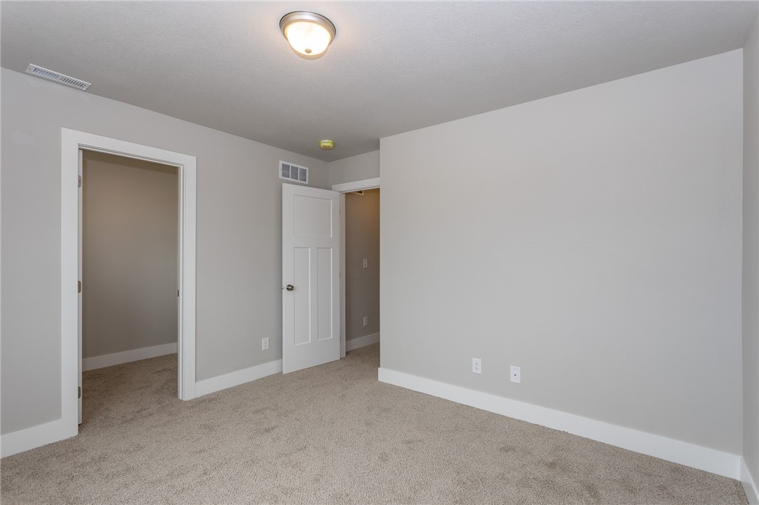 2933 Prairieside Place