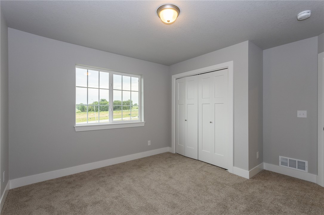 2921 Prairieside Place