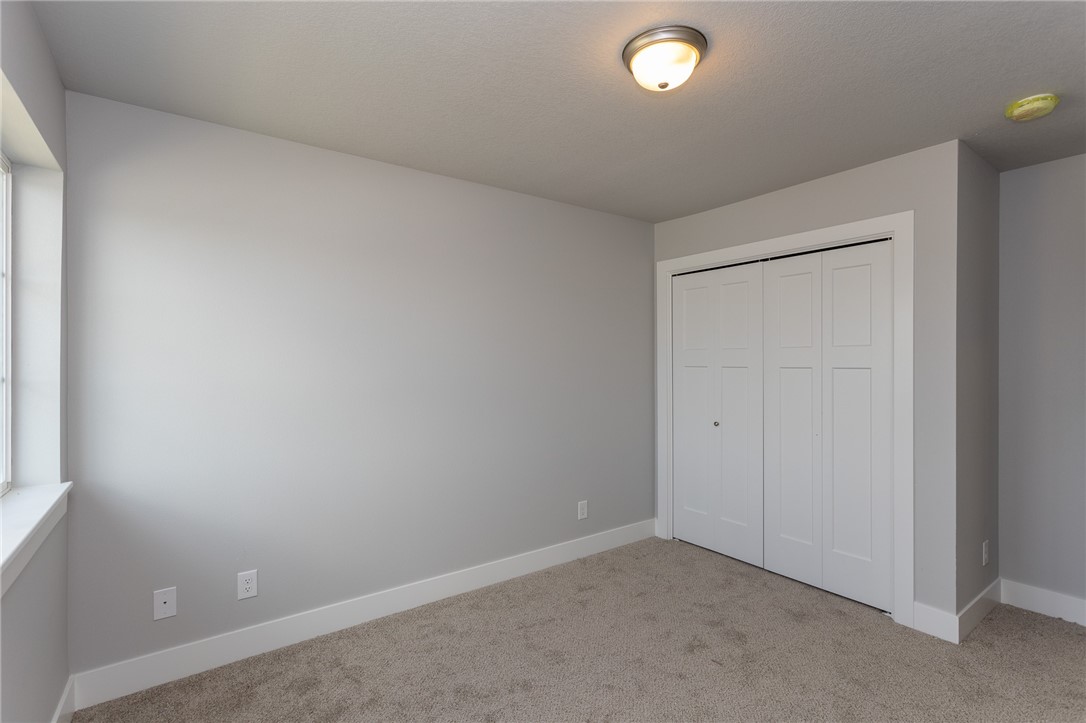 2921 Prairieside Place