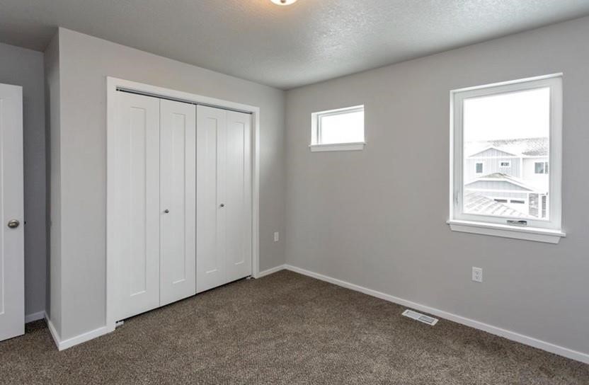 262 NW Greenway Place