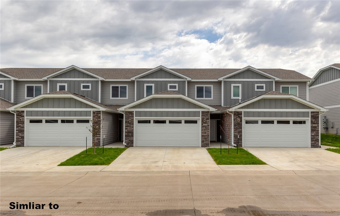 250 NW Greenway Place