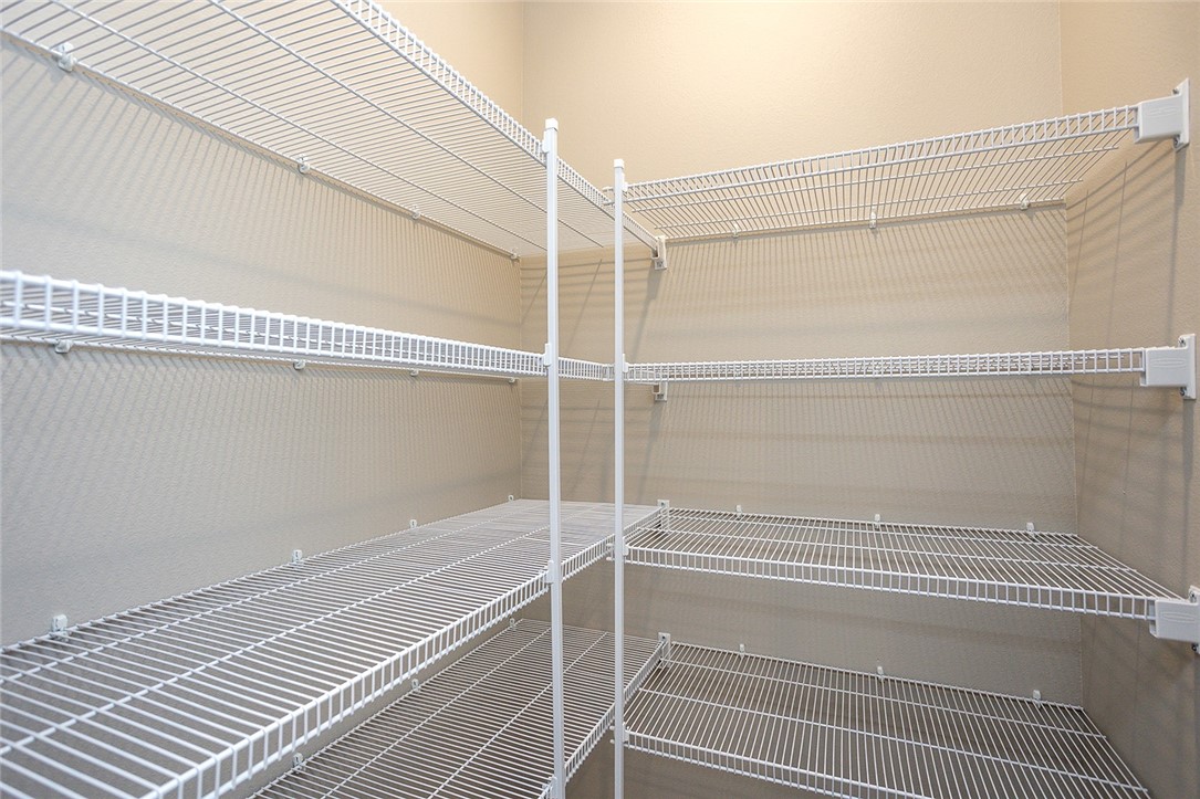 209 NW Greenway Place