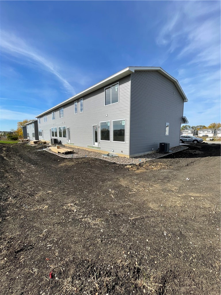 15300 Bellflower Lane