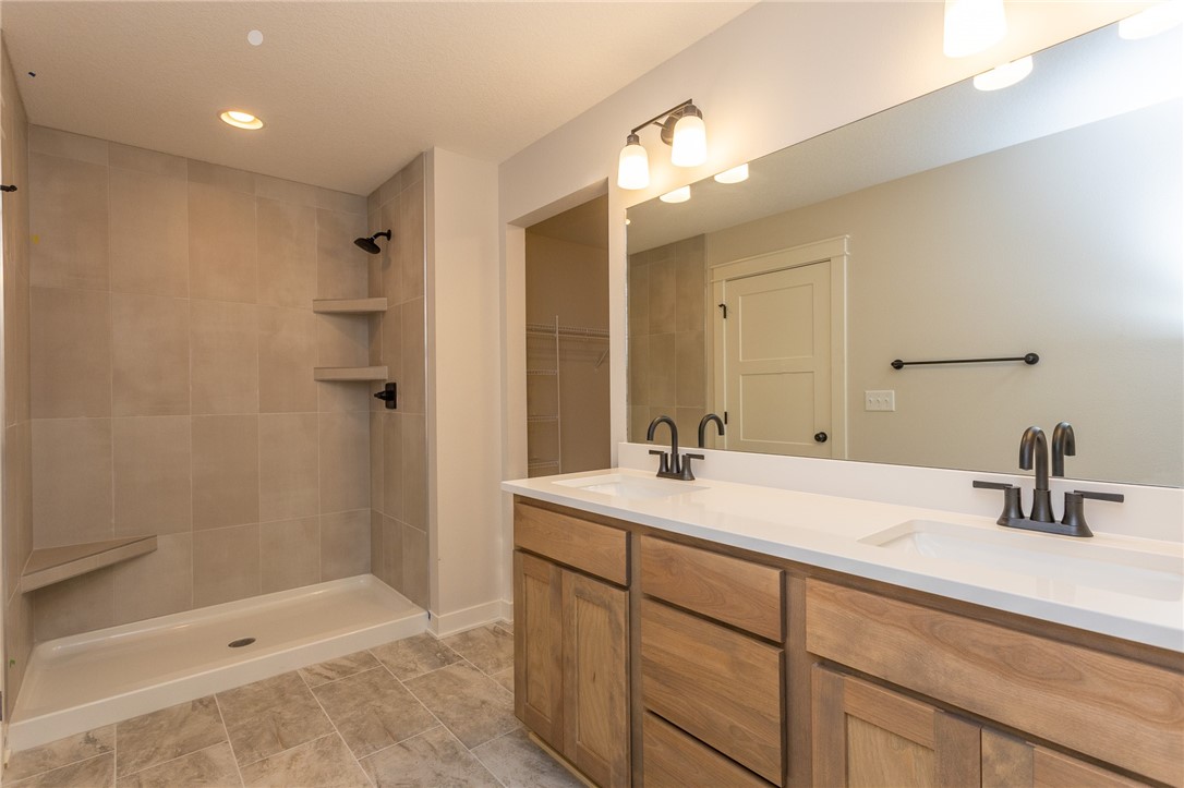 345 NW Woodmoor Drive