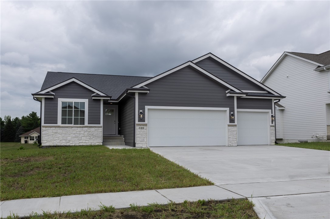 345 NW Woodmoor Drive