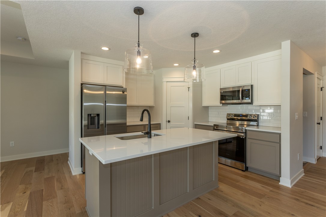 345 NW Woodmoor Drive