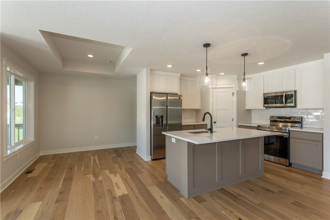 345 NW Woodmoor Drive