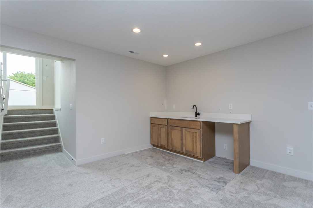 345 NW Woodmoor Drive