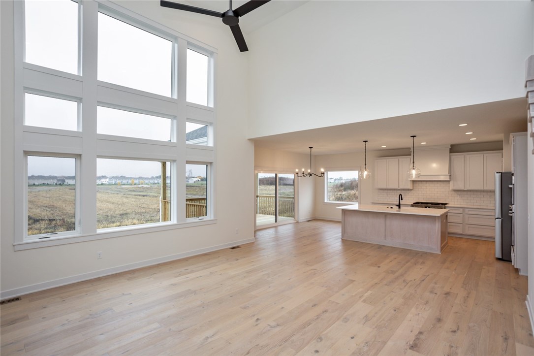 230 NW Lavelle Drive