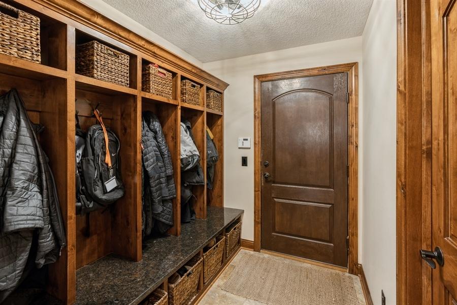 5503 Glen Oaks Point