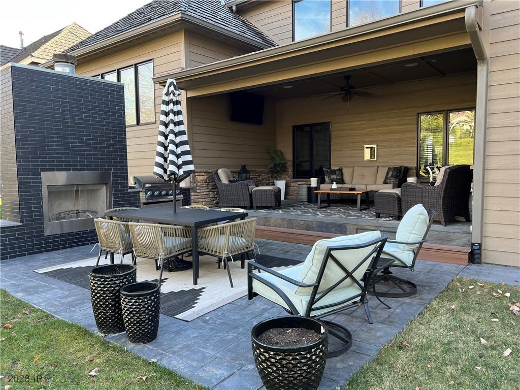 5503 Glen Oaks Point