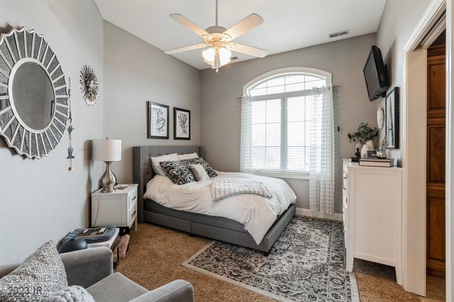 5503 Glen Oaks Point