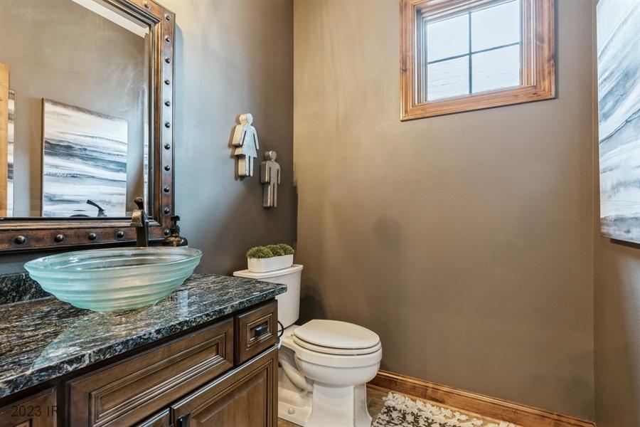 5503 Glen Oaks Point