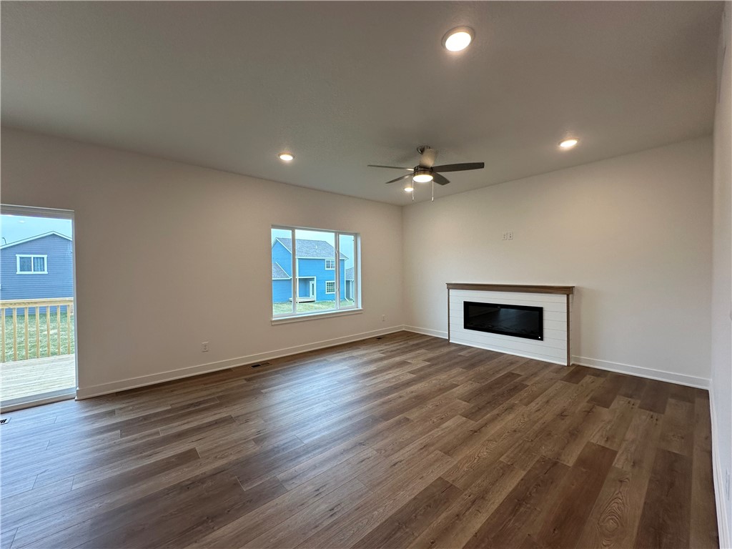 625 Plainside Avenue