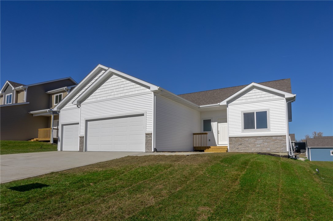 625 Plainside Avenue