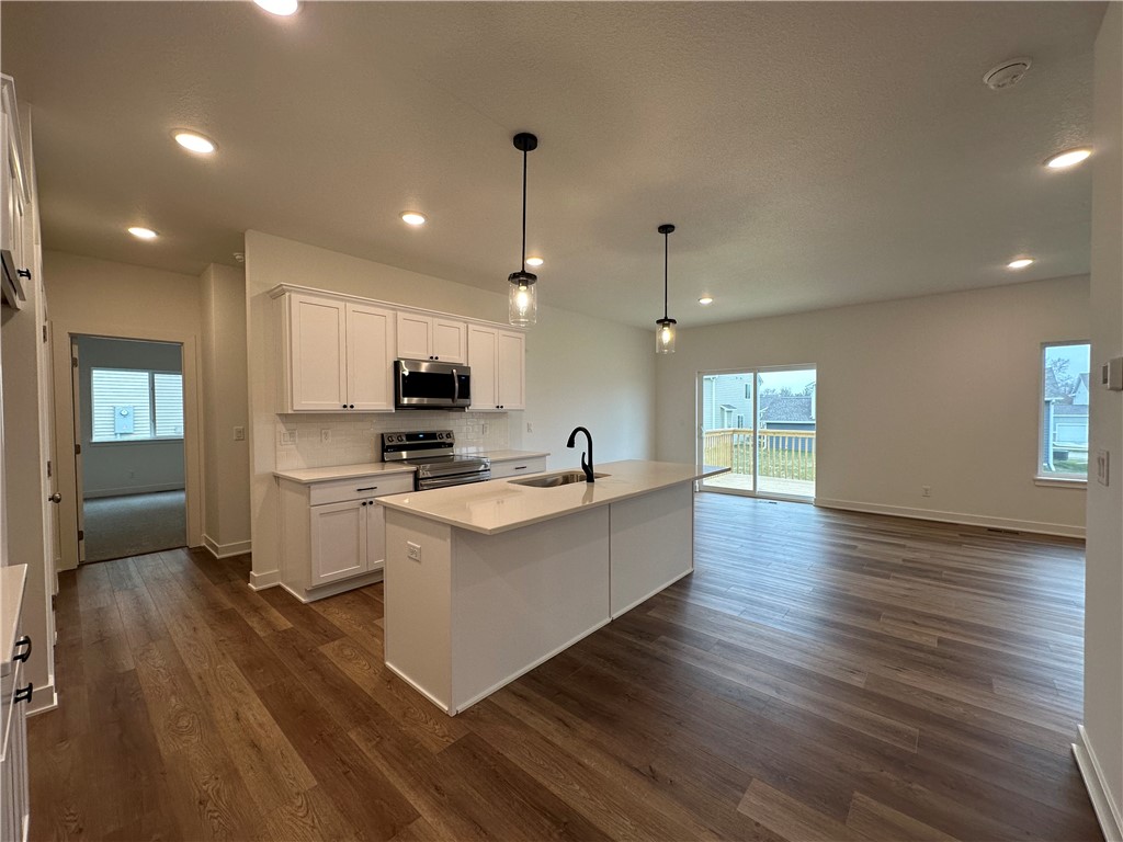 625 Plainside Avenue