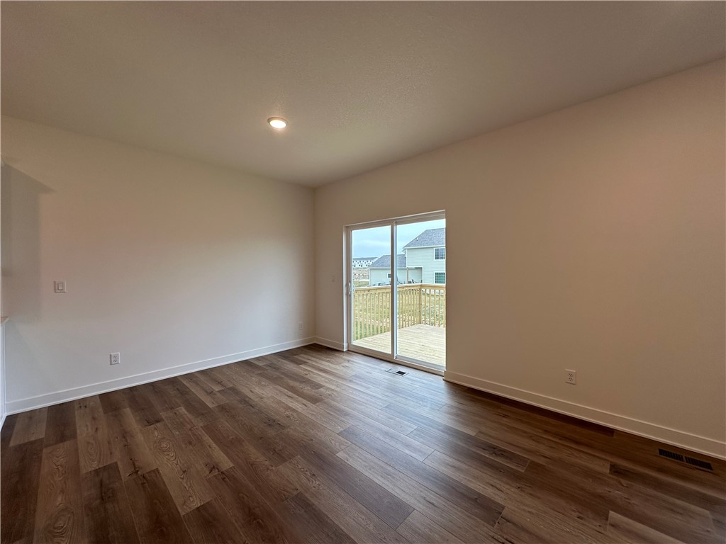 625 Plainside Avenue