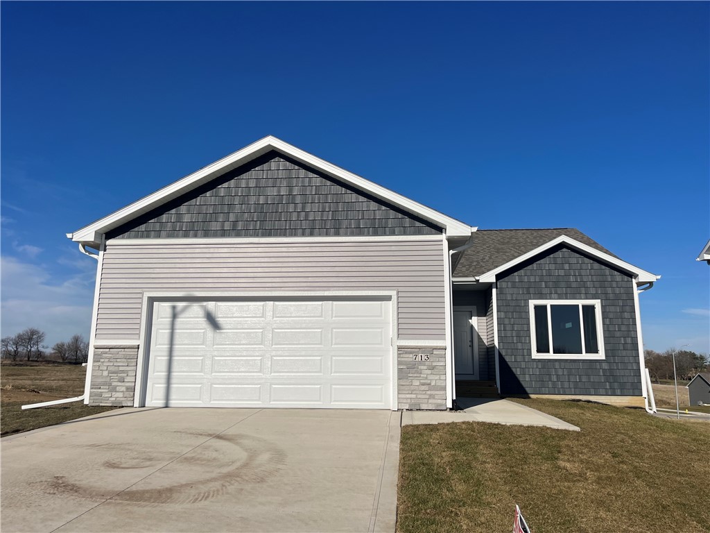 713 Plainside Avenue