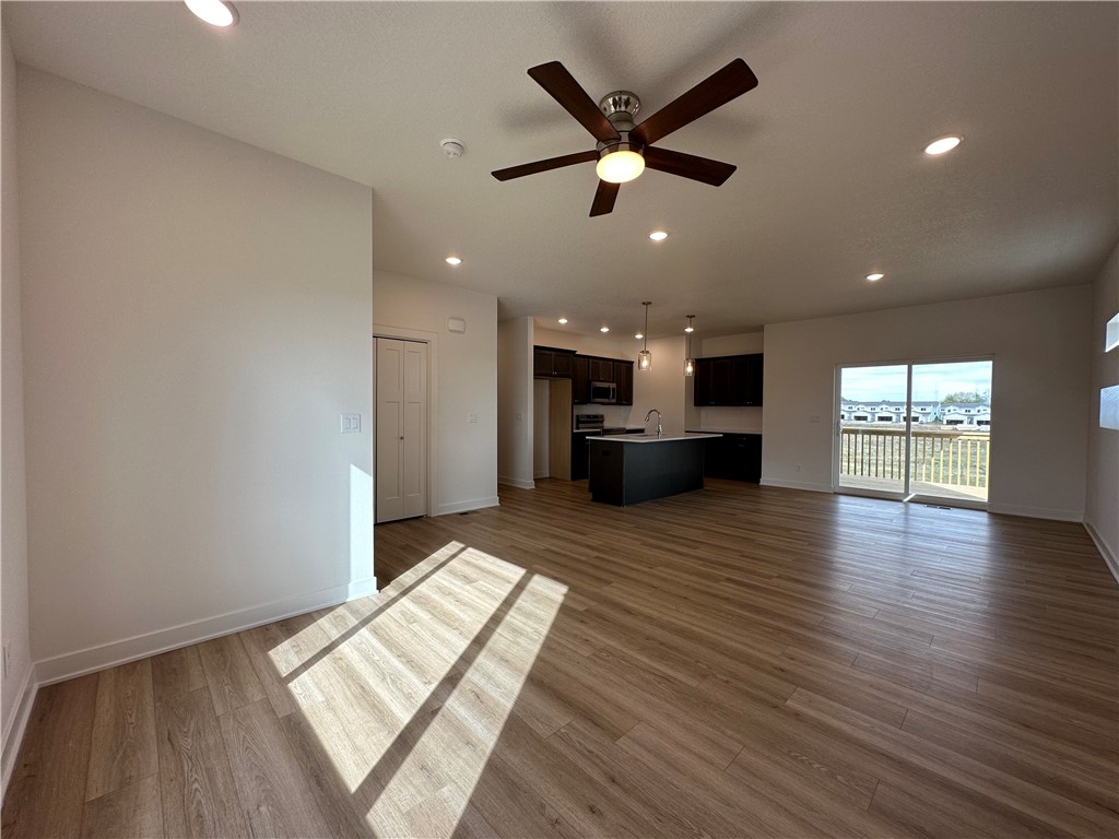 713 Plainside Avenue