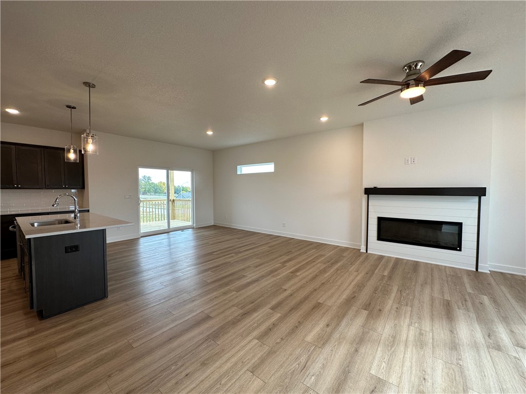 713 Plainside Avenue