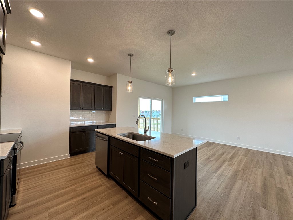 713 Plainside Avenue