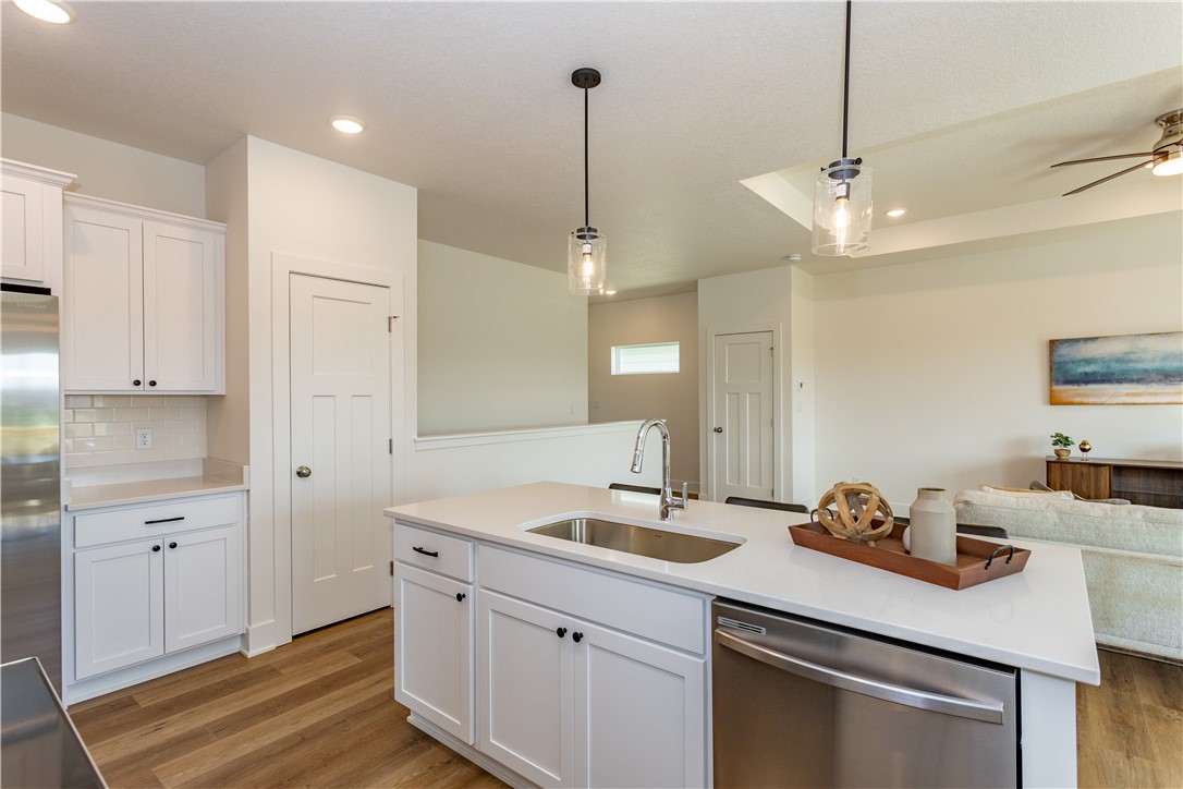 3036 Shadow Creek Avenue