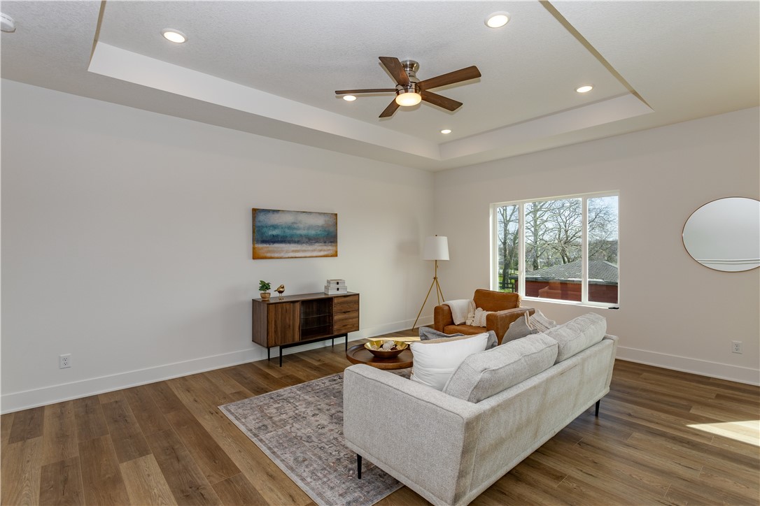 3036 Shadow Creek Avenue