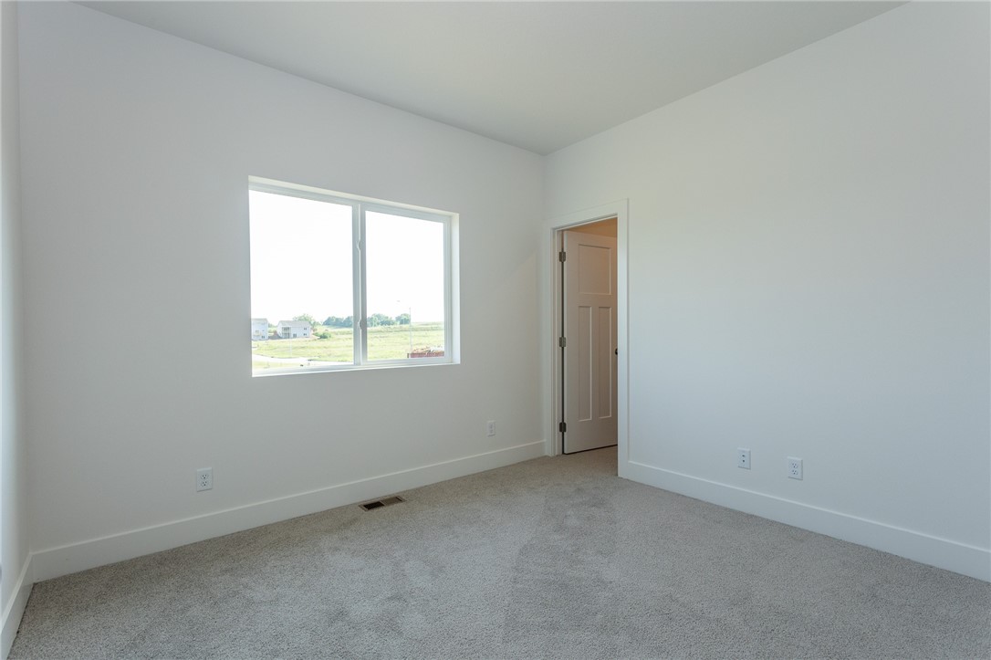 3036 Shadow Creek Avenue