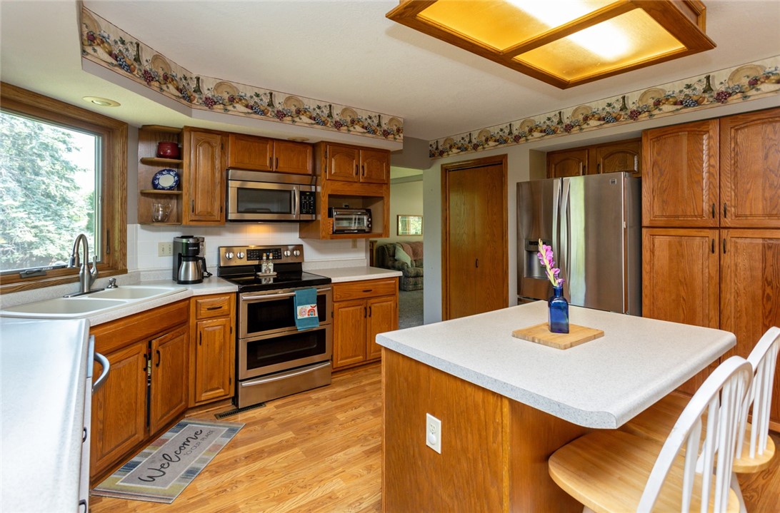 301 NW Westwood Street