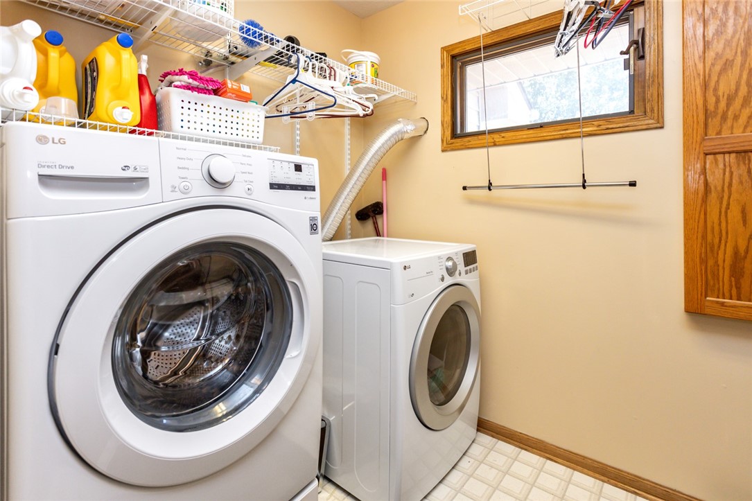 301 NW Westwood Street