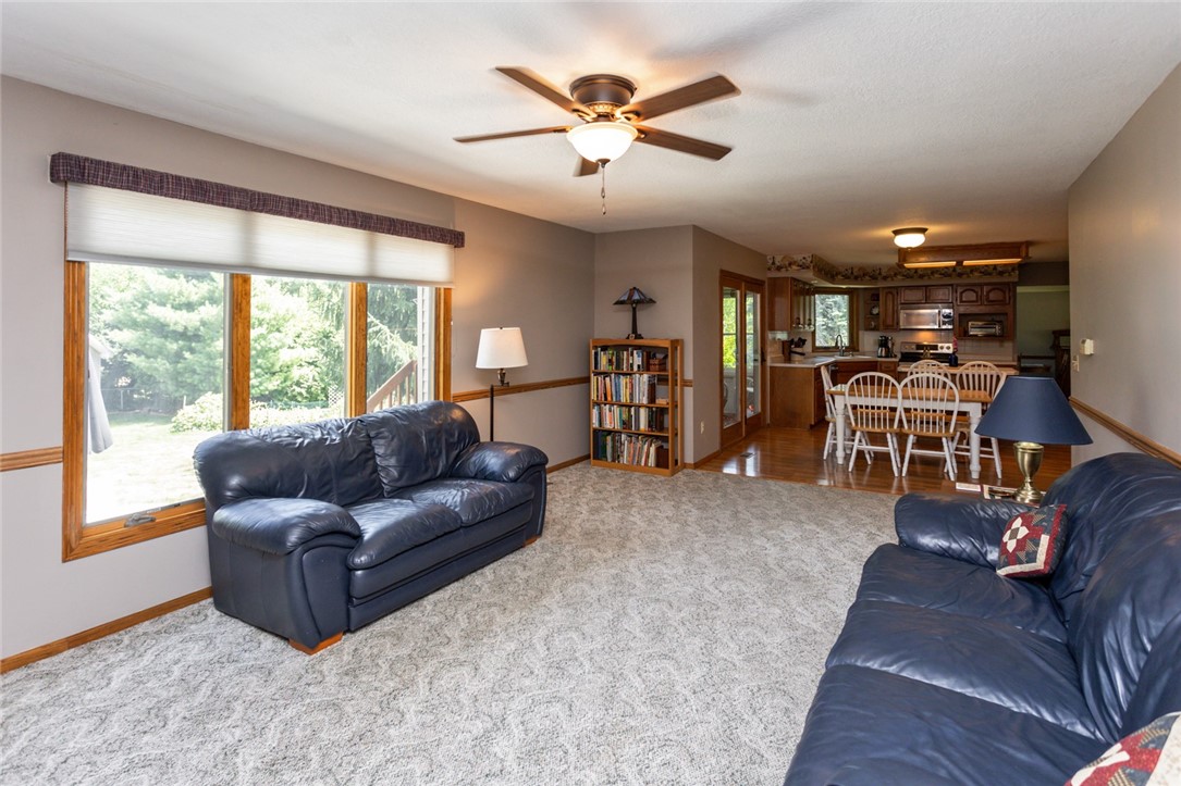 301 NW Westwood Street