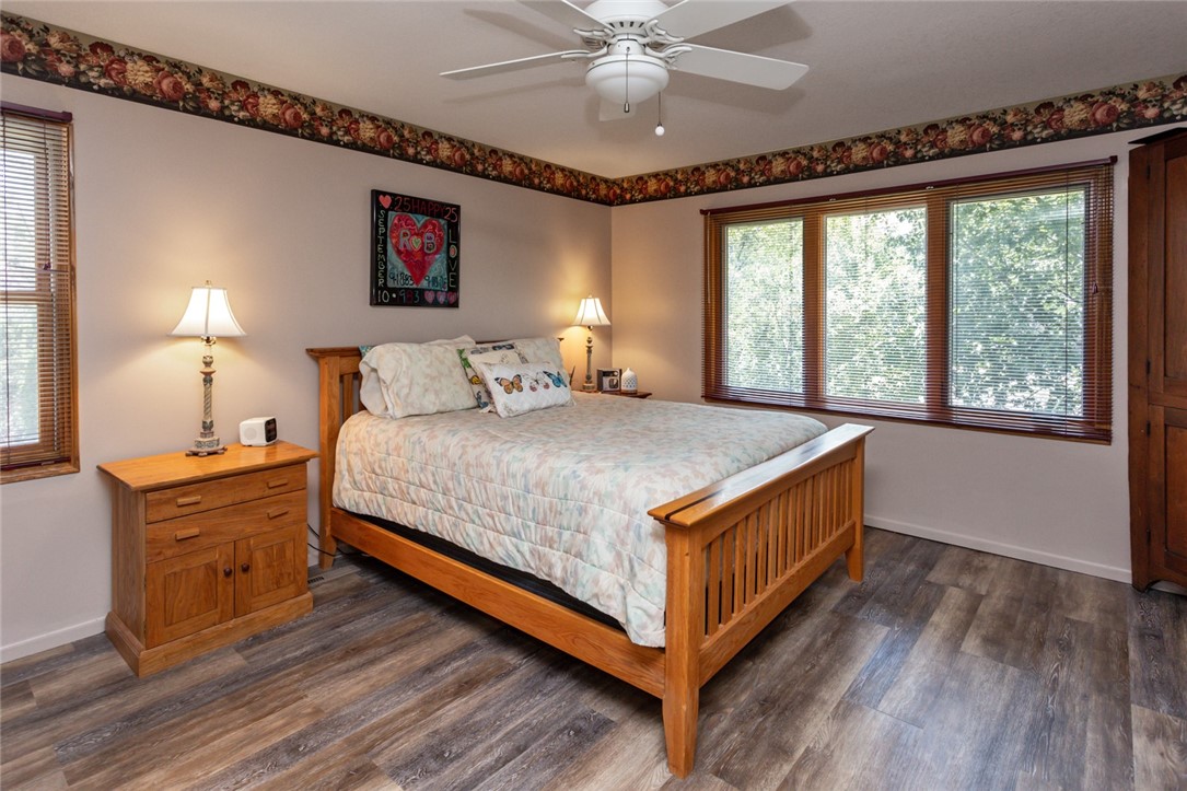 301 NW Westwood Street