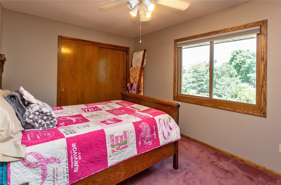 301 NW Westwood Street