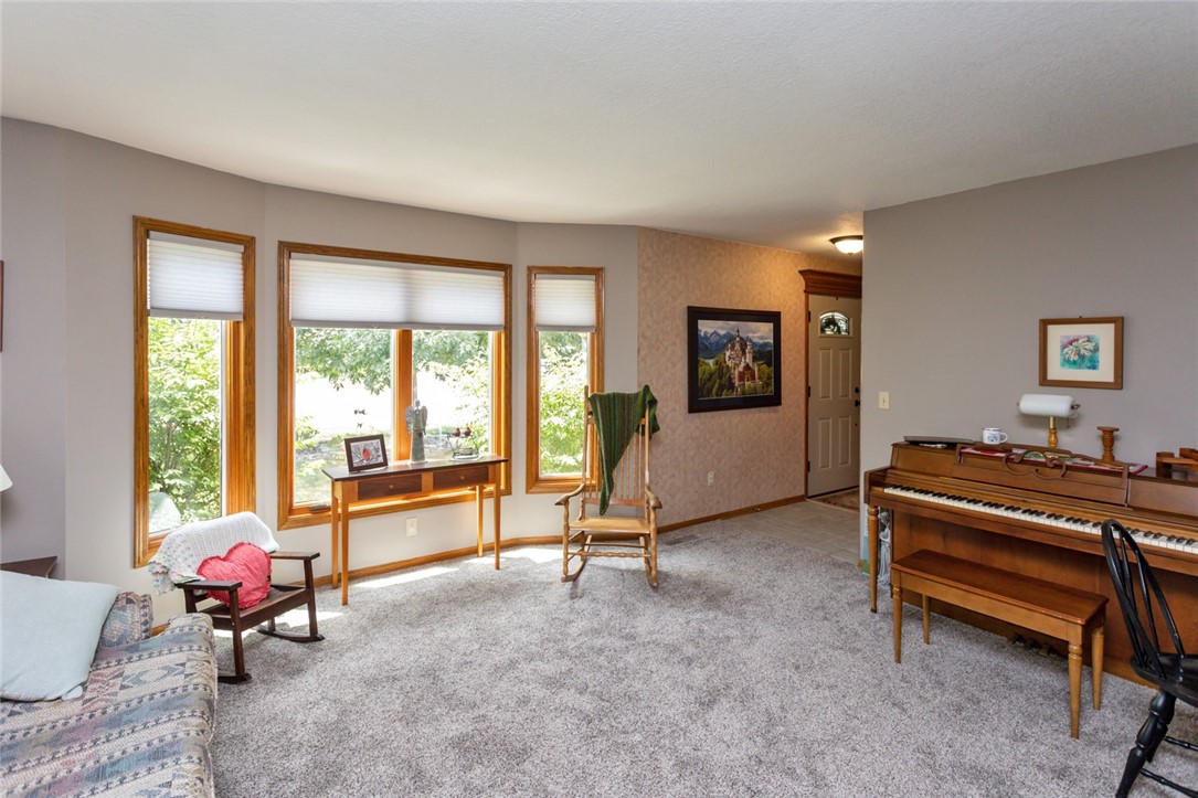 301 NW Westwood Street