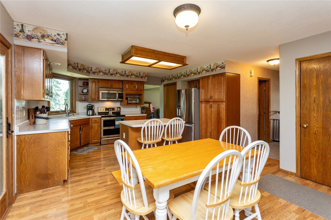 301 NW Westwood Street