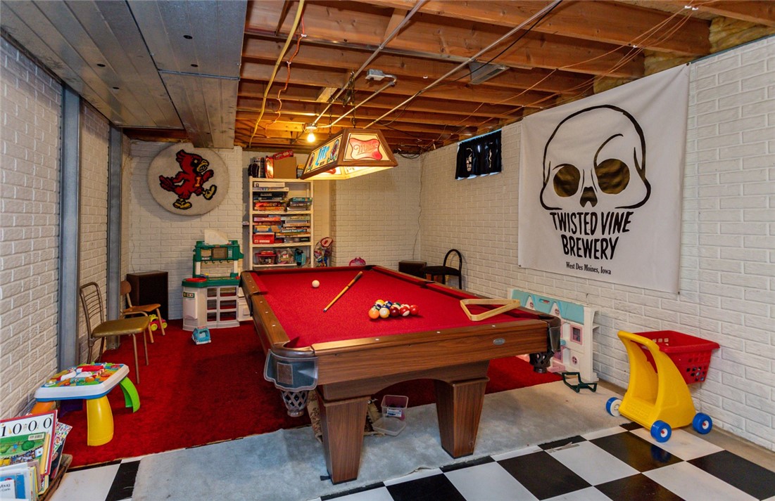 301 NW Westwood Street