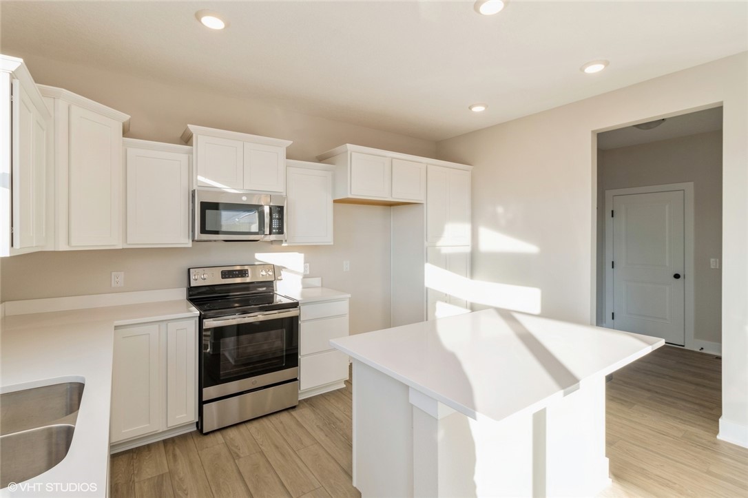 2880 SE Florence Drive