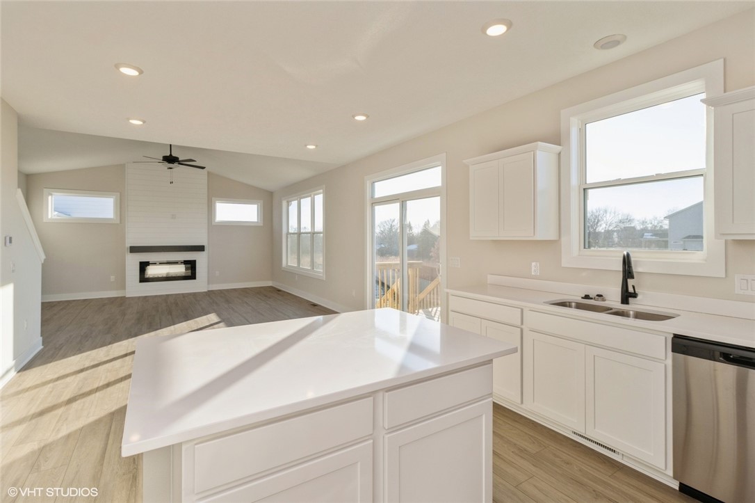 2880 SE Florence Drive