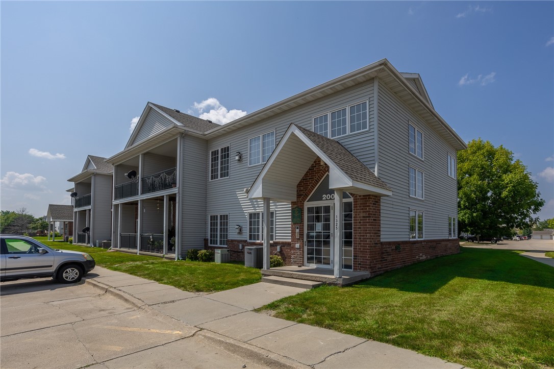 1325 SE Florence Drive 202