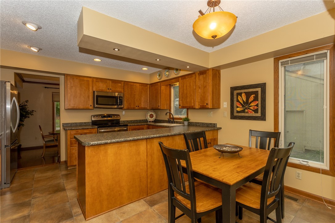 5612 Columbine Drive