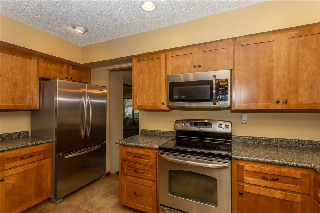 5612 Columbine Drive