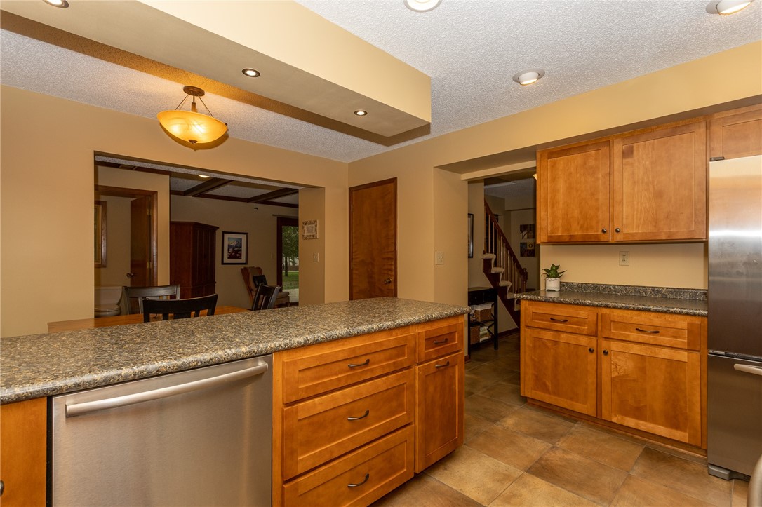 5612 Columbine Drive