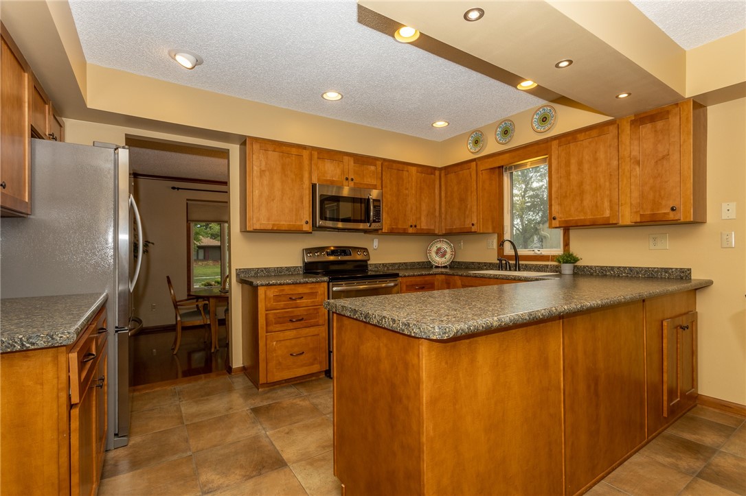 5612 Columbine Drive