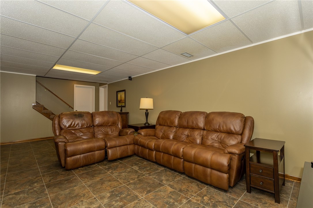 5612 Columbine Drive