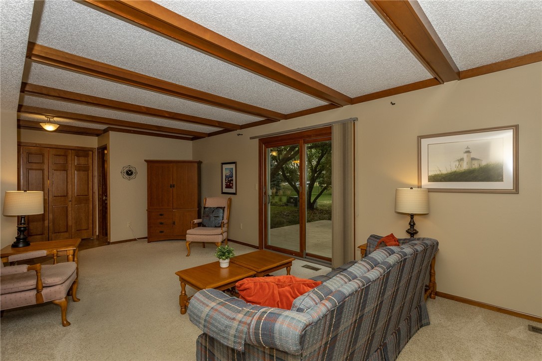 5612 Columbine Drive