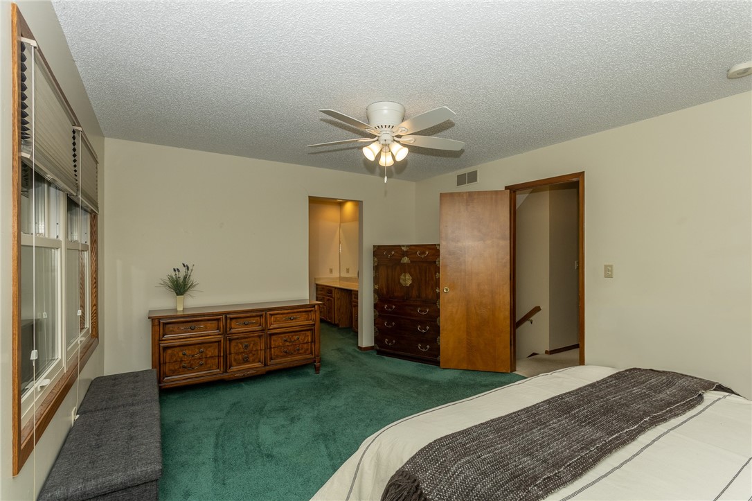 5612 Columbine Drive