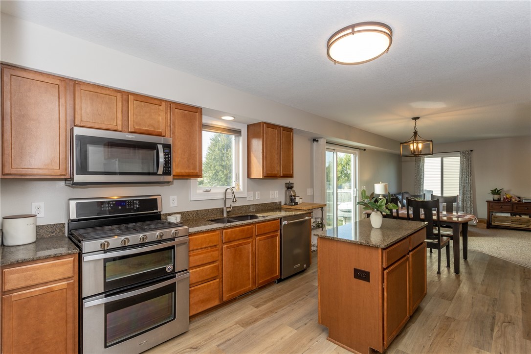 2900 SE Weatherstone Street