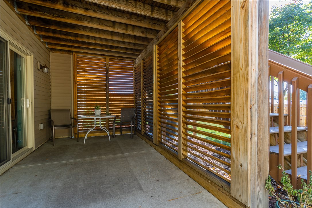 4851 Richmond Avenue