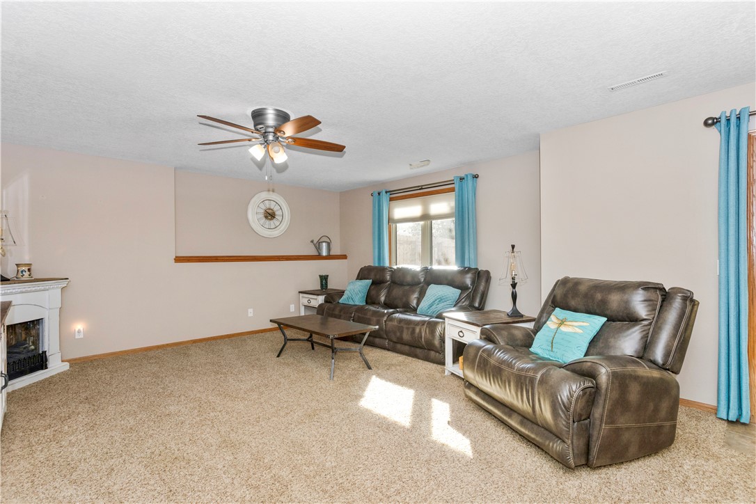 4851 Richmond Avenue